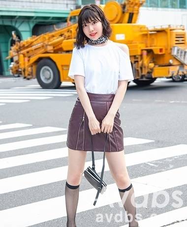 Layered Crop Top, High Waist Shorts & Clear Clutch in Harajuku